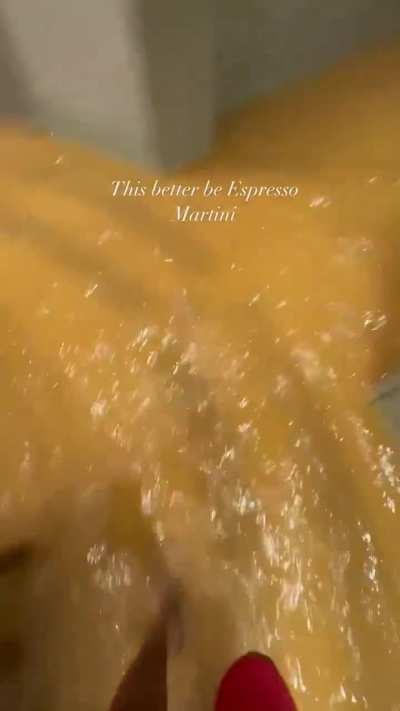 Drake shares video of his house flooded by the severe rainfall in Toronto: &ldquo;This better be Espresso Martini&rdquo;