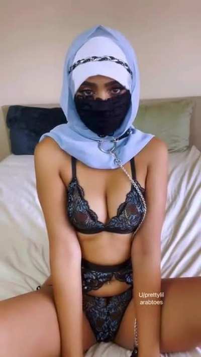 Underneath the abaya&hellip; ❣️