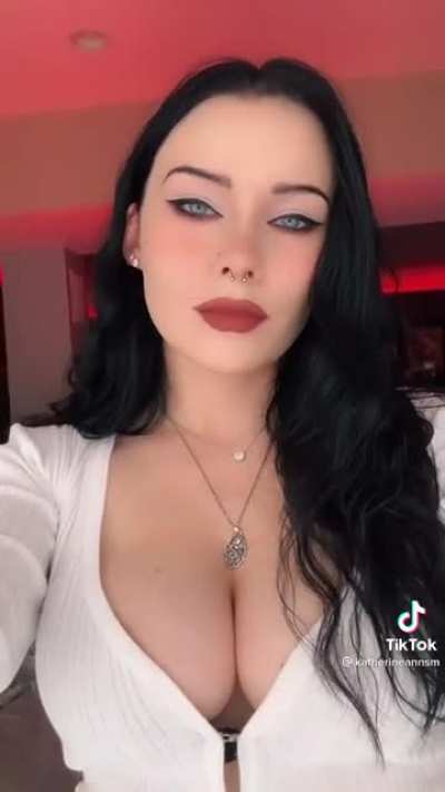 Big titty goth girls for the win
