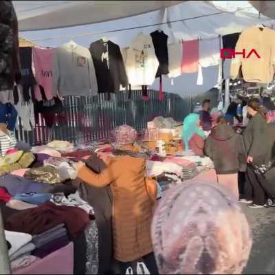 Bir tezgahtar, pazardan eşofman &ccedil;aldığı iddia edilen &ccedil;ocuğu iple bağladı!