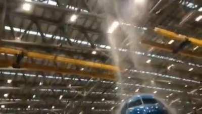Meanwhile in Ezeiza...