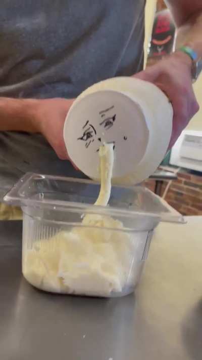 The reason why I&rsquo;m no longer allowed to fill mayo backups