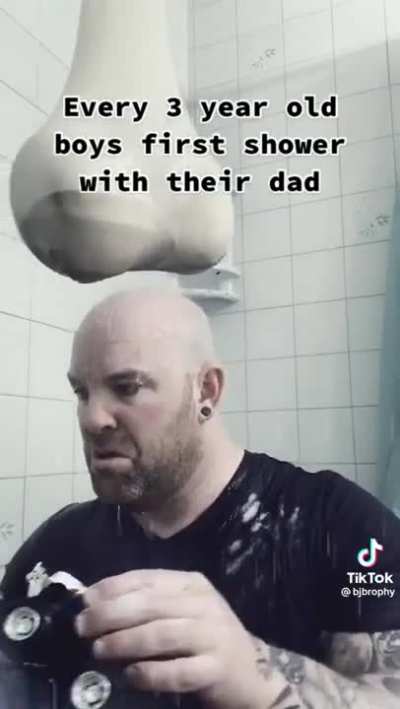 wash my back daddyy!