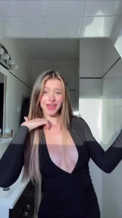 Deep V Top