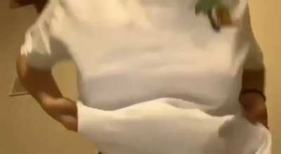 Teen Flashes her Massive Titties to her Livestream Chat because they asked