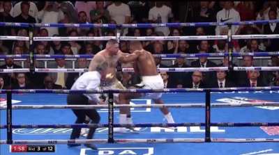 Andy Ruiz gets hit by a monster right hand from AJ. How he didn&rsquo;t go down from this shot, I&rsquo;ll never actually know. Let alone come back to knock AJ down 10 seconds later.