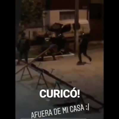 4 a&ntilde;os del 18-O: Registro del actuar policial y militar que hizo escalar las tensiones durante las primeras semanas del Estallido
