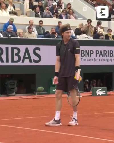 Andrey Rublev gets a warning after abusing his bench. It is his second major meltdown in 5 minutes. He lost the match 7-6, 6-2, 6-4 and has been eliminated from the tournament. 