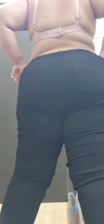 Wearing jeans can be such a struggle with a big booty