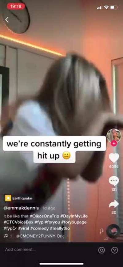 What is up with this stupid bunny hop dance girls do on posts where they want to seem like a "bad bitch" a home wrecker, a girl that guys want, etc.? I'm genuinely confused.