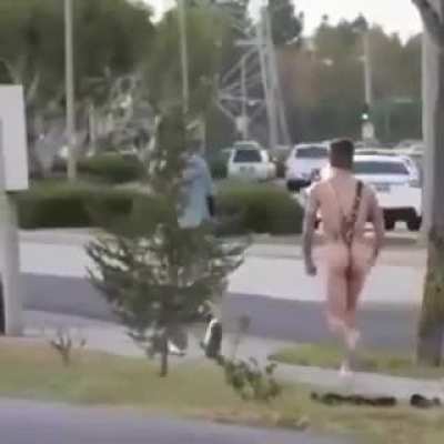 Why are u running?? Why are u running?!