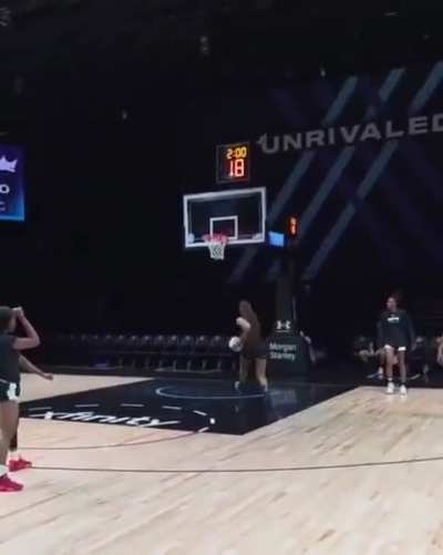 KIKI DUNK. I&rsquo;M UP
