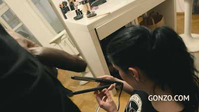 Porn actor offers his dick to makeup artists before the shoot