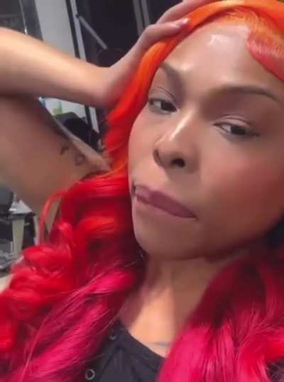Damn Her Dsls Bussin 😘