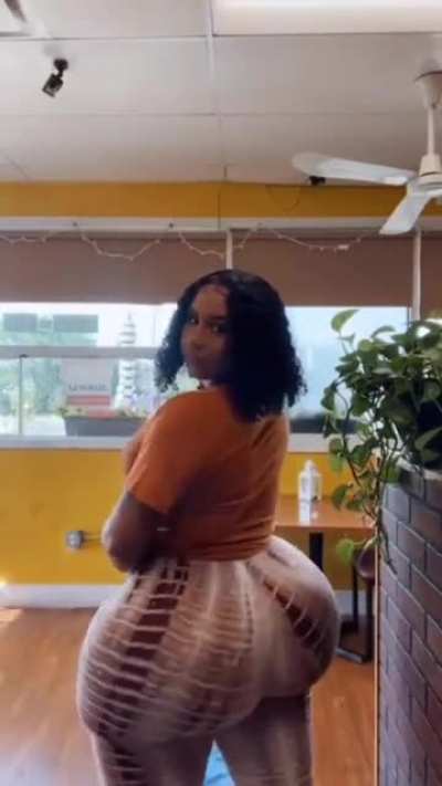 Amazing Ass OMG
