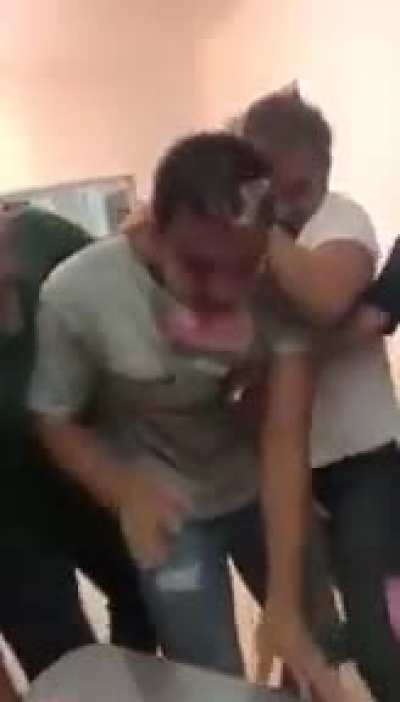 Hasta el pap&aacute; le entr&oacute; a la "Mordida", ni judas fue tan traicionero