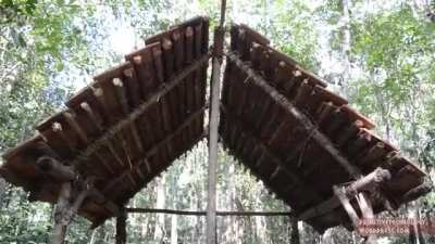 Dirt house tutorial IRL (incl. proper crafting of stone axe and wooden door)