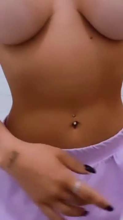 Shopia Carracini/NSFW