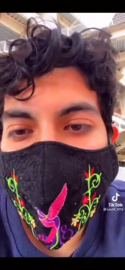 Chismesito compa&ntilde;ere part 2.