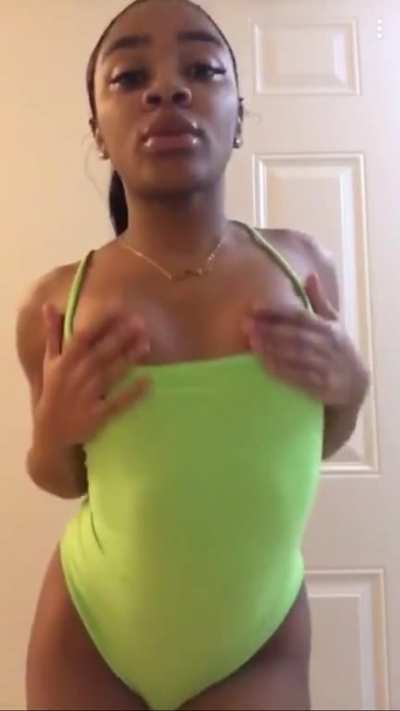 🤤
