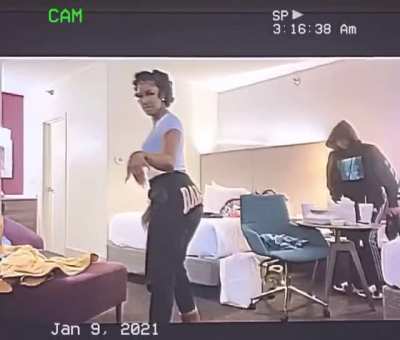 She thiccck 🥵