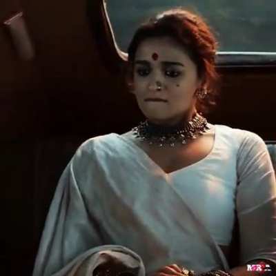Those hot expressions of Alia Bhatt🥵