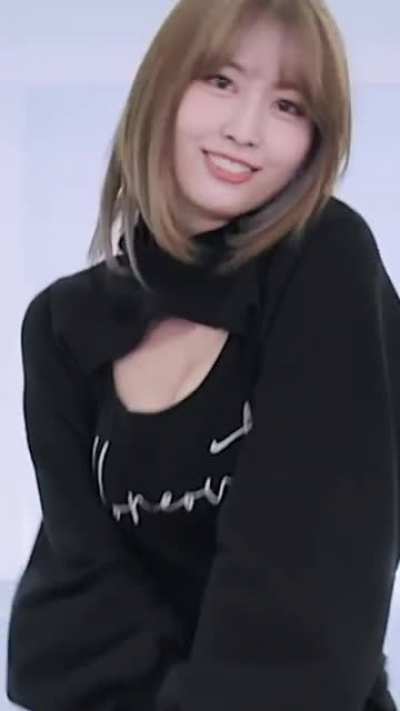 MOMO 🥵