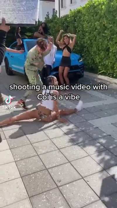 🤤