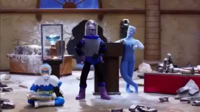 Everyone freeze!