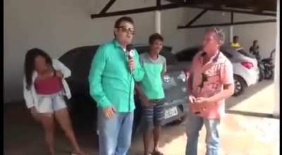 Oia a faca kkkkkkkk mu?qui?nha?