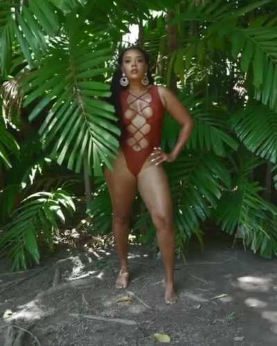 angela simmons