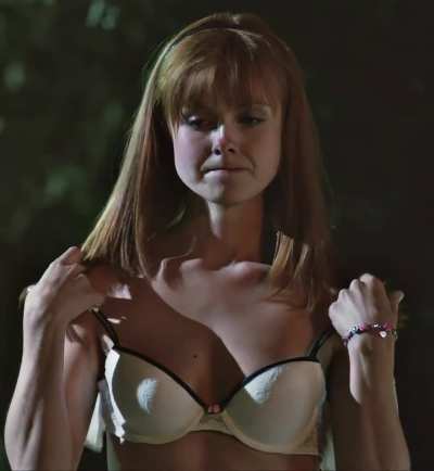 Galadriel Stineman in "Shameless Season 3" (2013)