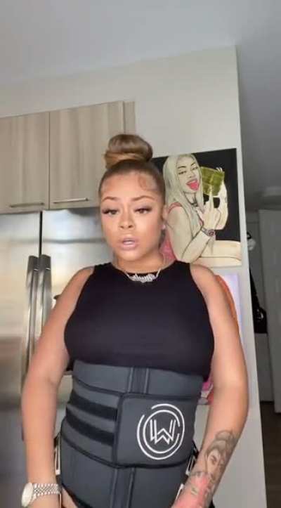 Shaking that Azz🥰