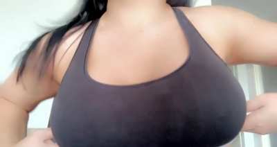 Playing with my big tits makes me horny 🙈