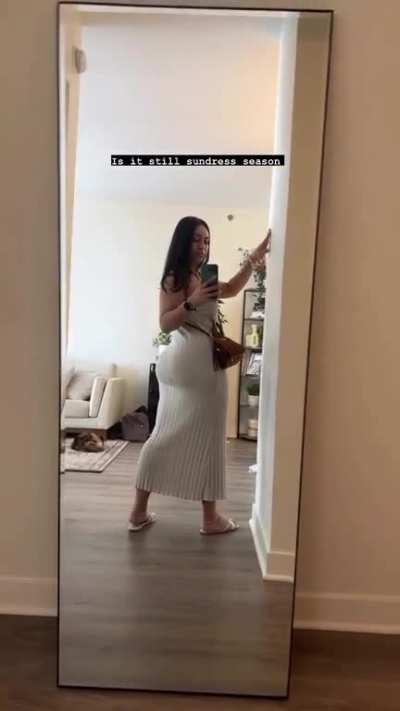 🍑🤳🏽🤍