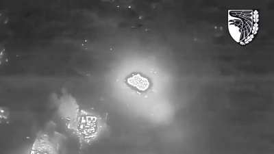 Thermal drone footage of Ukrainian forces attacking small Wagner units in the Bakhmut area during the night. Video provided by the 93rd brigade of the UAF, attacking with artillery, ATGMs, and mortars.