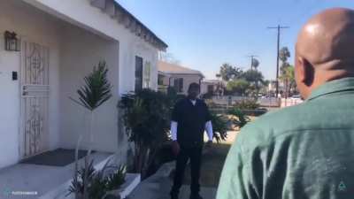 Lamar spitting