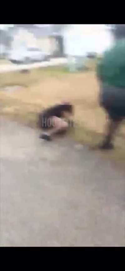 girl in the background takes superman punch by hulk