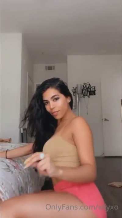 Elizabeth Ruiz content $4