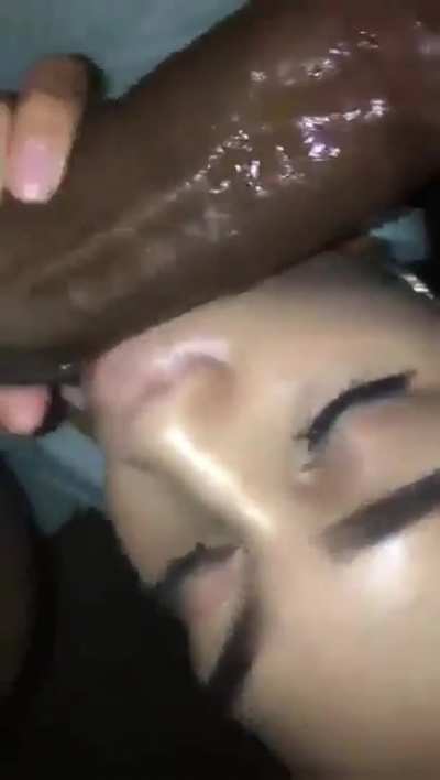 [discord snap] really needing a straight/ top bud to fuck me on mic. I want to be your little slut.