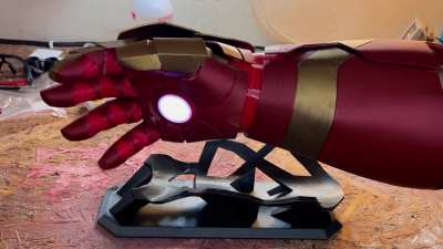 MK 42 Iron Man Gauntlet