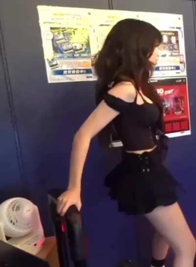 emi dancing