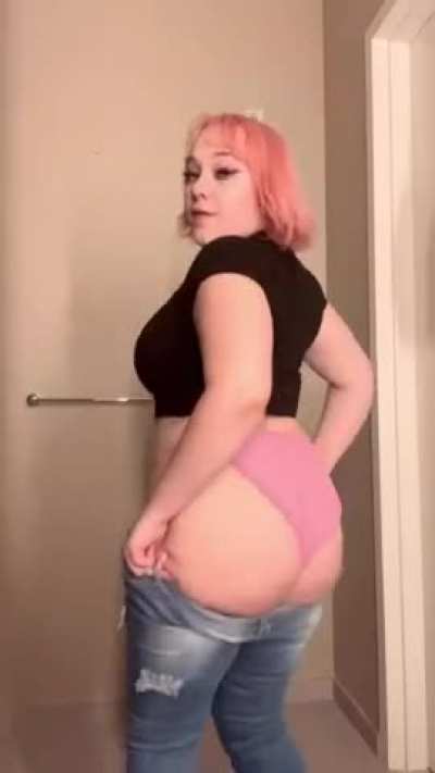 My pants don&rsquo;t fit anymore 🍑