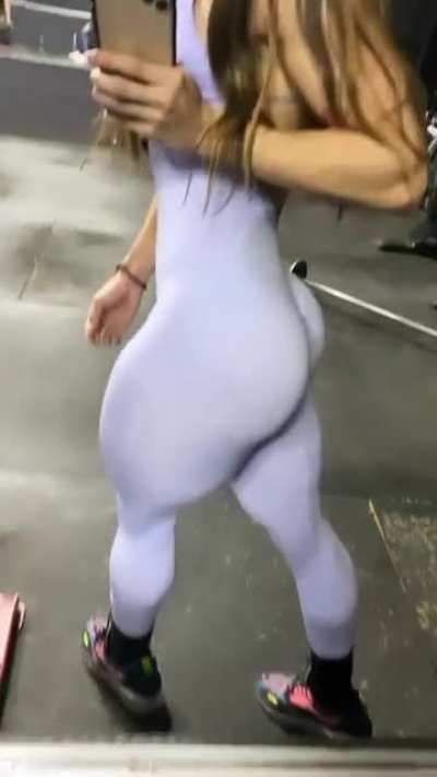 Karely Ayala