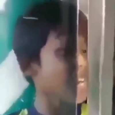 :v