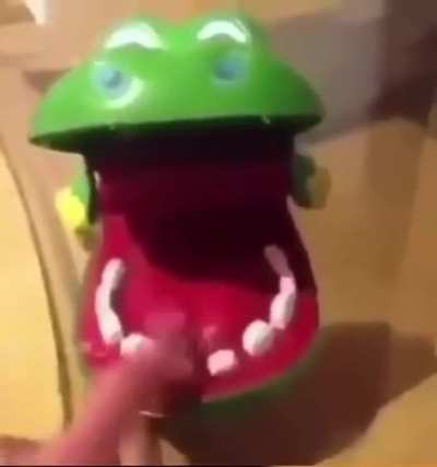 omnomnom