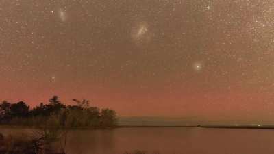 Here's my timelapse of last night's unexpected Aurora Australis from Te Waihora in New Zealand