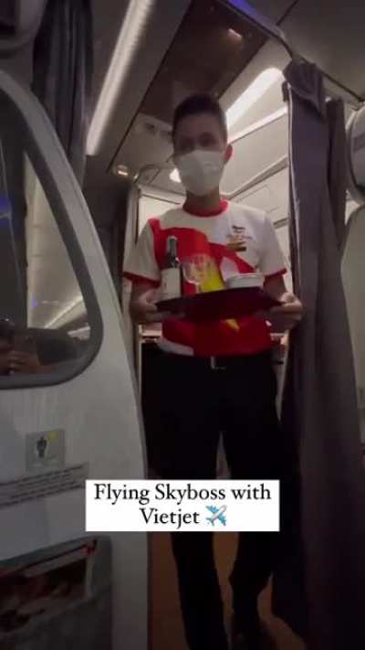 yes guys.. chase your "dreams" by travelling in vietjet business class off your parents money!