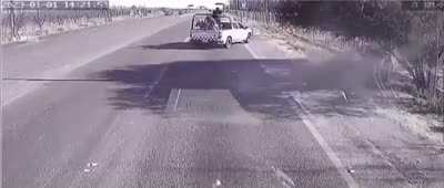 Guardia Nacional lighting up a car with civilians.. no more abrazos in chihuahua