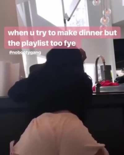 look at that ass 🍑